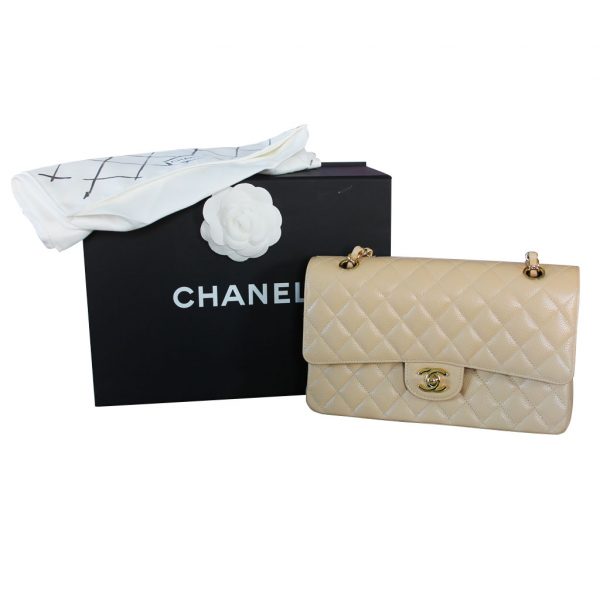 chanel classic flap bag caviar medium beige