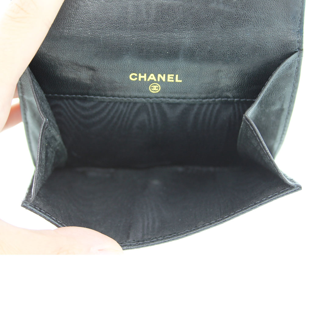 Chanel-logo-pocket-wallet preowned Chanel Wallet