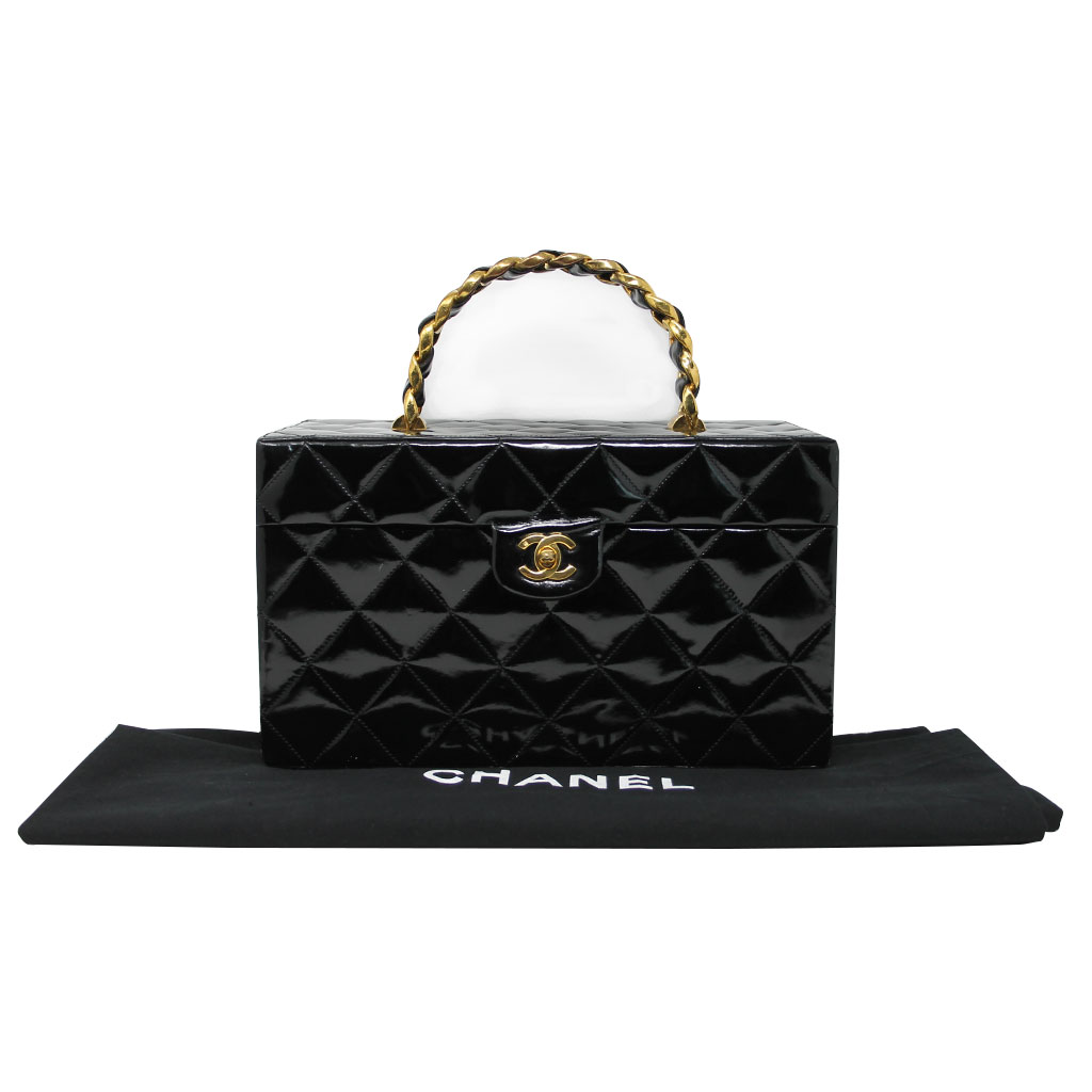 chanel-case-dust-bag chanel beauty train case make up