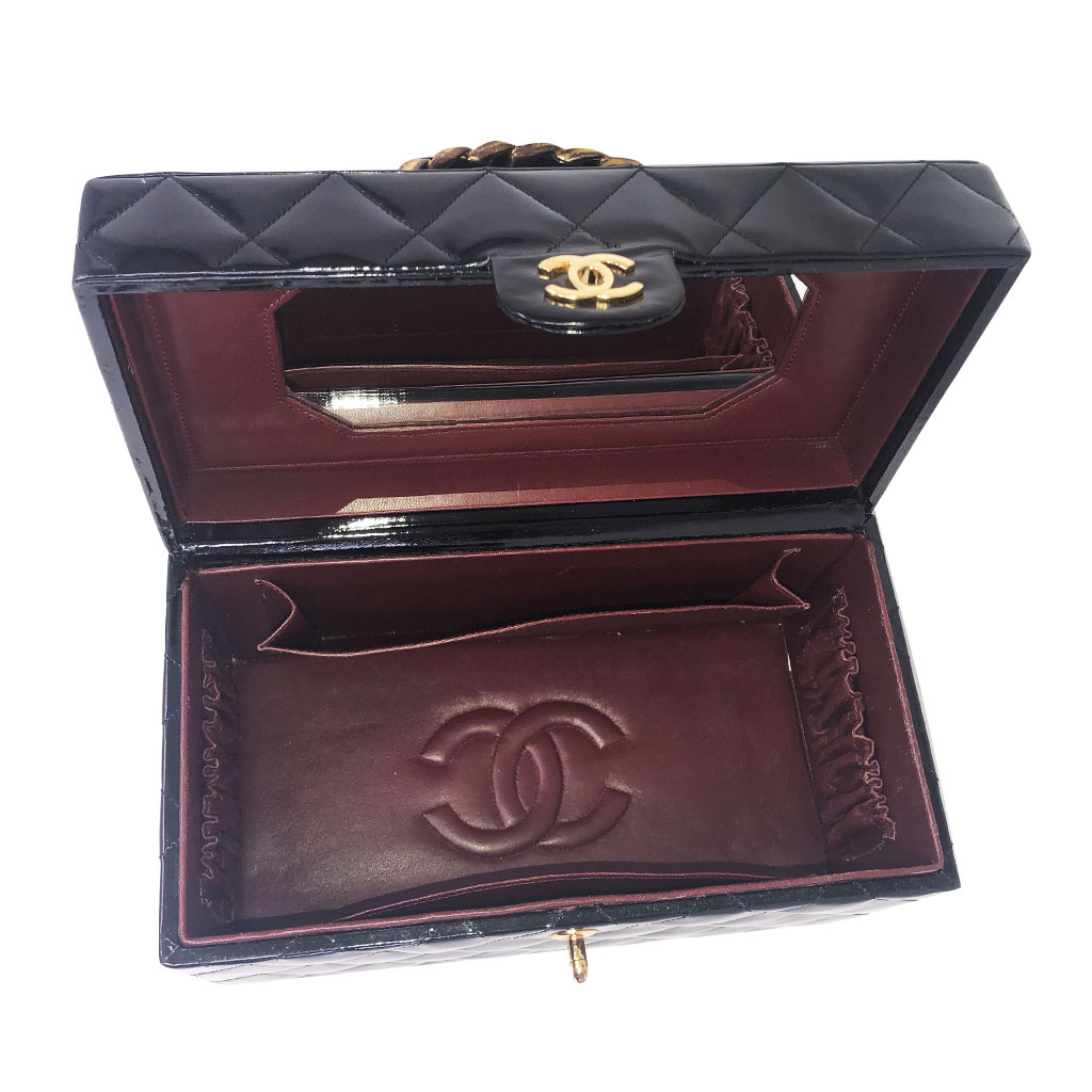 chanel-case-open chanel black patent leather beauty case