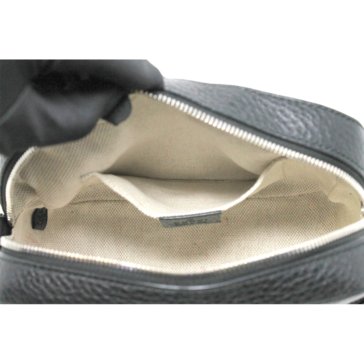 Gucci Black Pebbled Leather Studded Soho Crossbody Bag