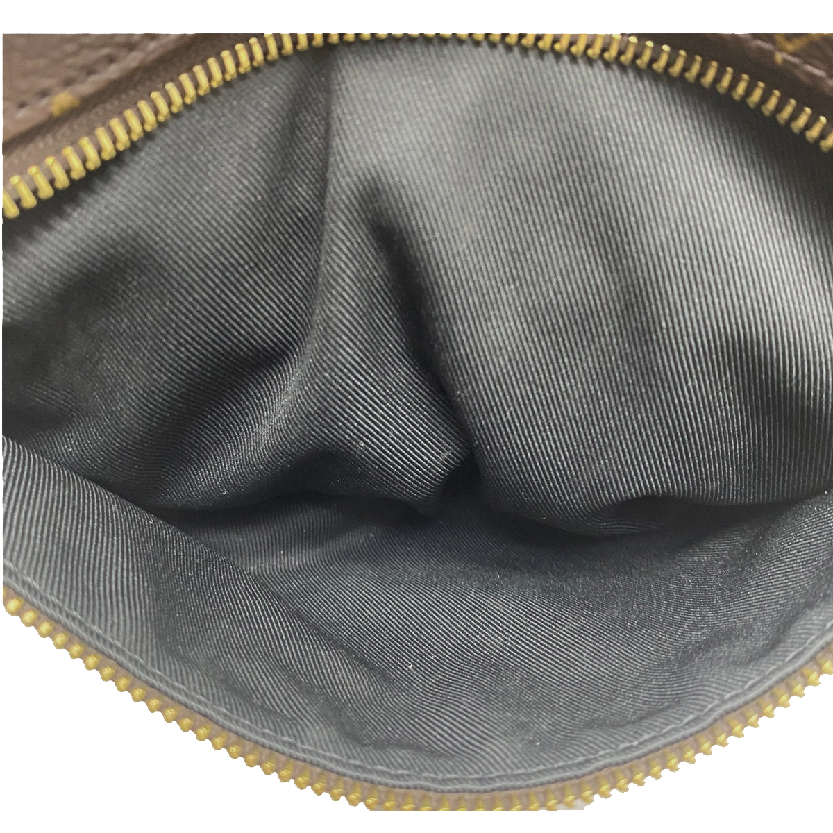 Louis Vuitton Monogram Canvas BumBag  Louis Vuitton Monogram Canvas BumBag