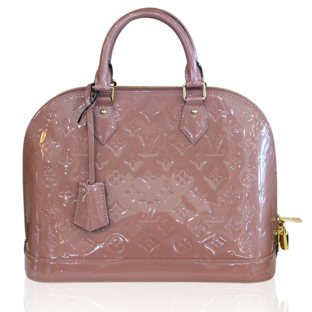 Selling Designer Handbags? Everybody Loves Louis Vuitton Bags